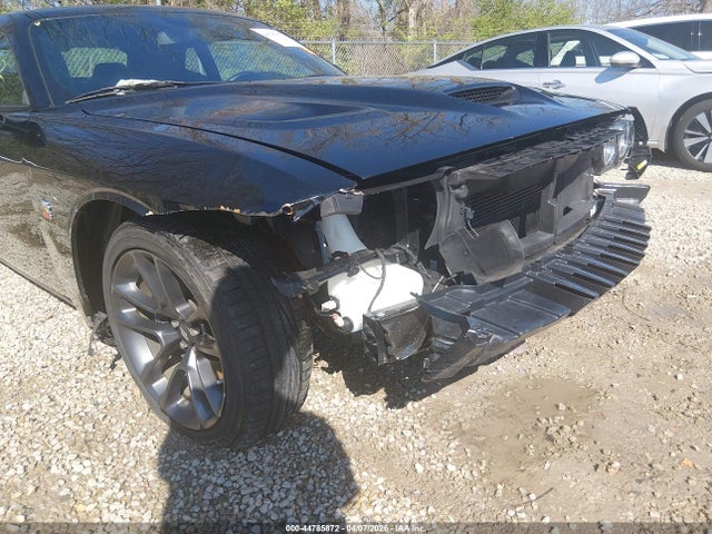 DODGE CHALLENGER - 6