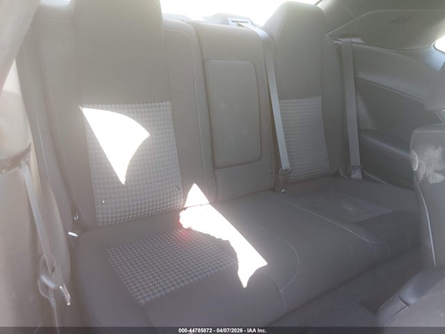 DODGE CHALLENGER - 8