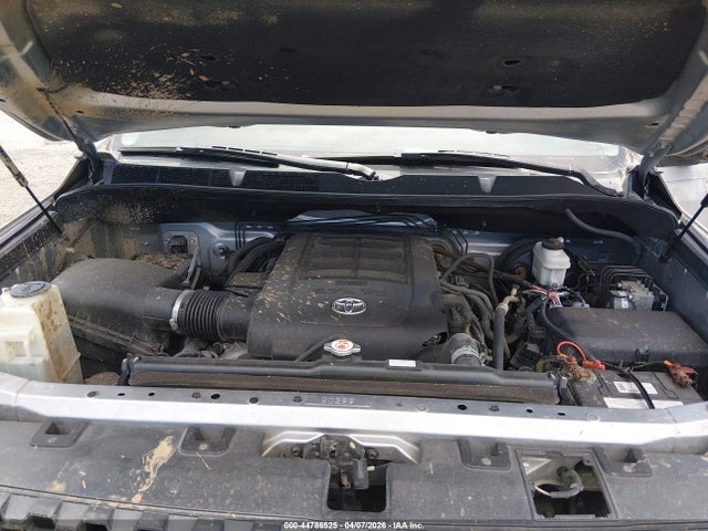 TOYOTA TUNDRA - 10