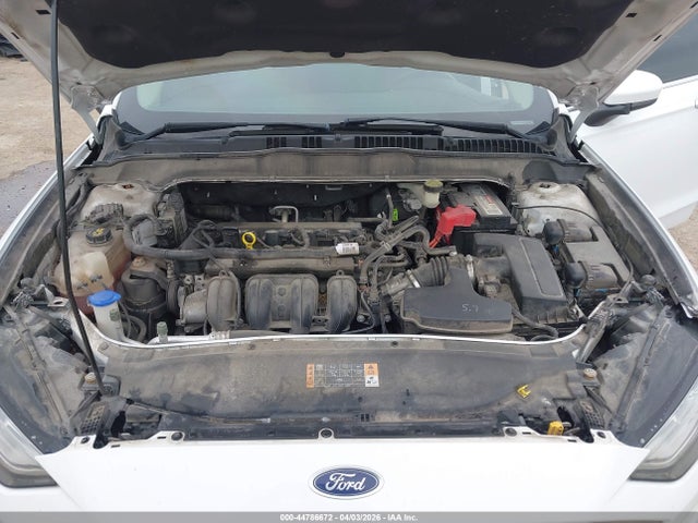 FORD FUSION SE - 10