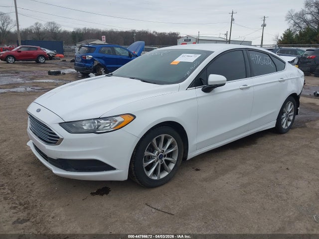 FORD FUSION SE - 2