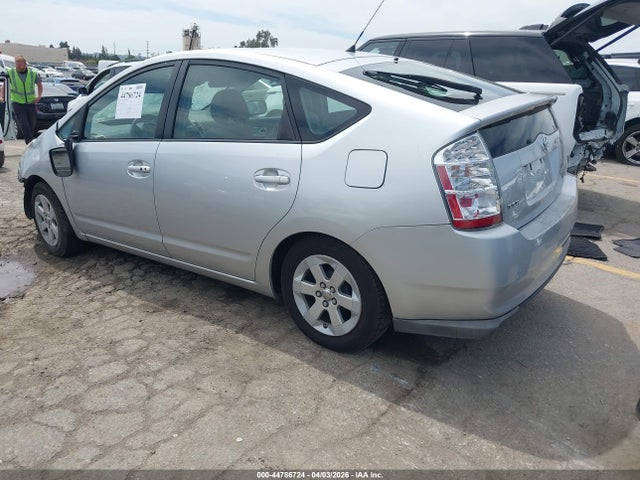 TOYOTA PRIUS - 3