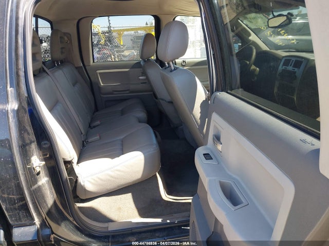 DODGE DAKOTA LARAMIE - 8