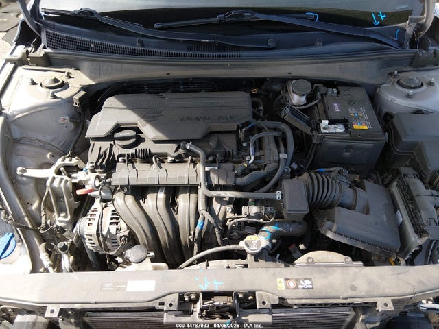 HYUNDAI ELANTRA - 10