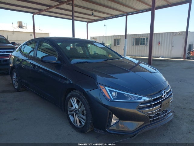 HYUNDAI ELANTRA SEL - 1