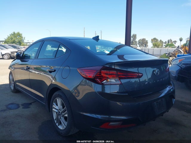 HYUNDAI ELANTRA SEL - 3