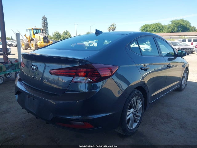 HYUNDAI ELANTRA SEL - 4