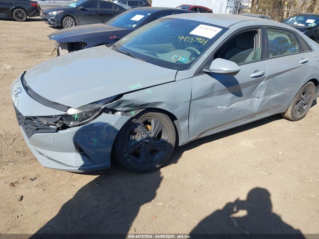 HYUNDAI ELANTRA SEL - 6