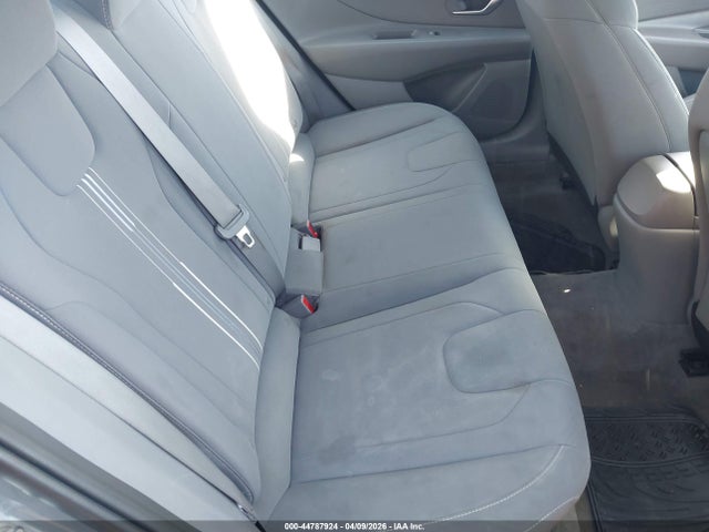 HYUNDAI ELANTRA SEL - 8