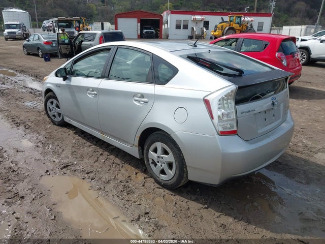 TOYOTA PRIUS - 3
