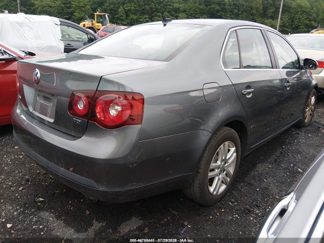 صورة 4 لـ 2010 Volkswagen JETTA TDI