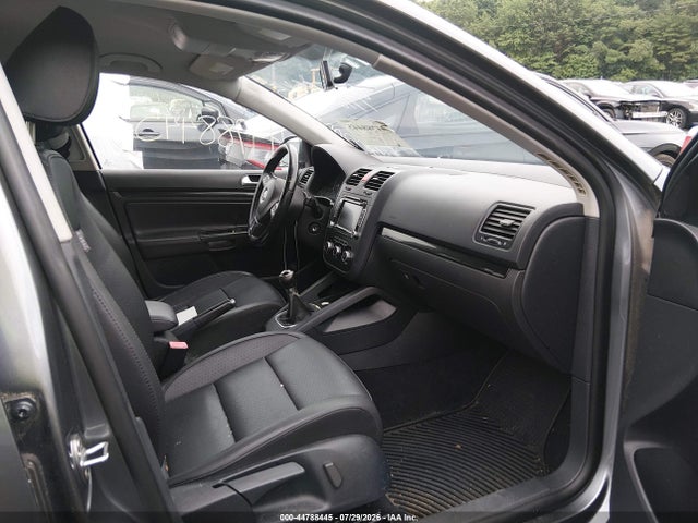 صورة 5 لـ 2010 Volkswagen JETTA TDI