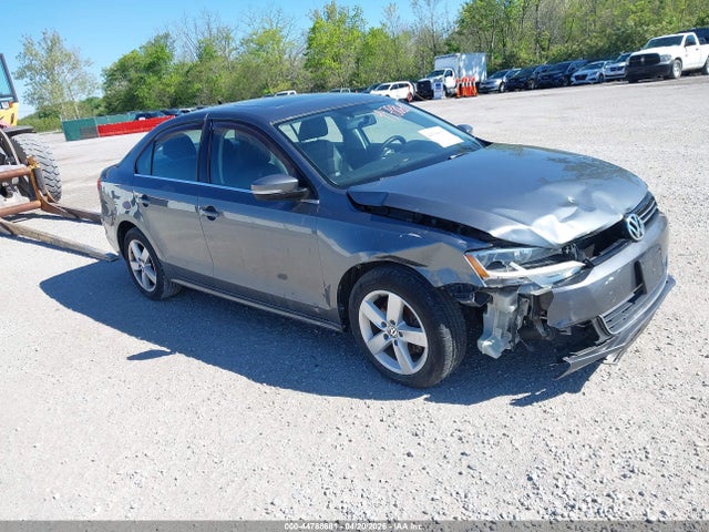 2014 VOLKSWAGEN JETTA 2.0L TDI