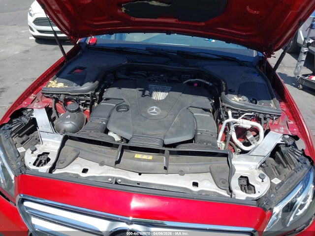 MERCEDES-BENZ E-CLASS - 10