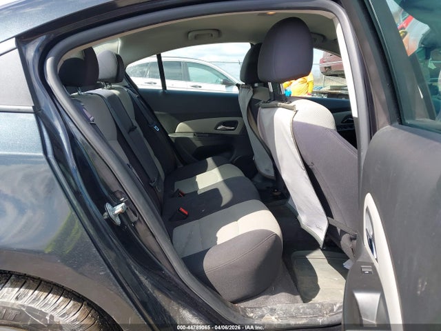 CHEVROLET CRUZE LS AUTO - 8