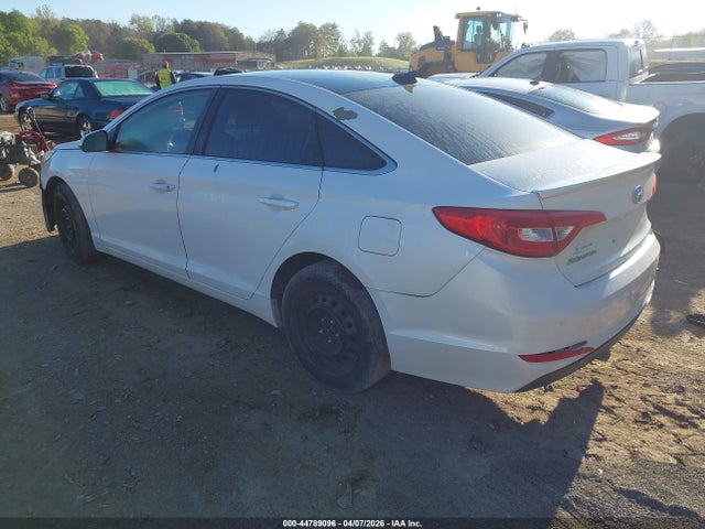 HYUNDAI SONATA SE - 3