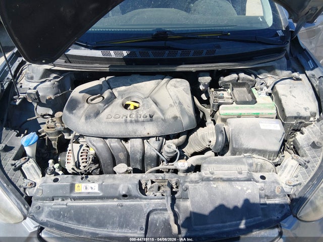 HYUNDAI ELANTRA LIMITED - 10