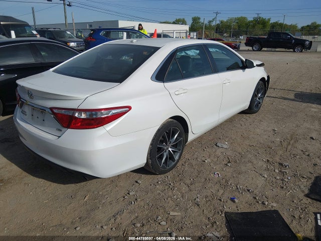 TOYOTA CAMRY - 4