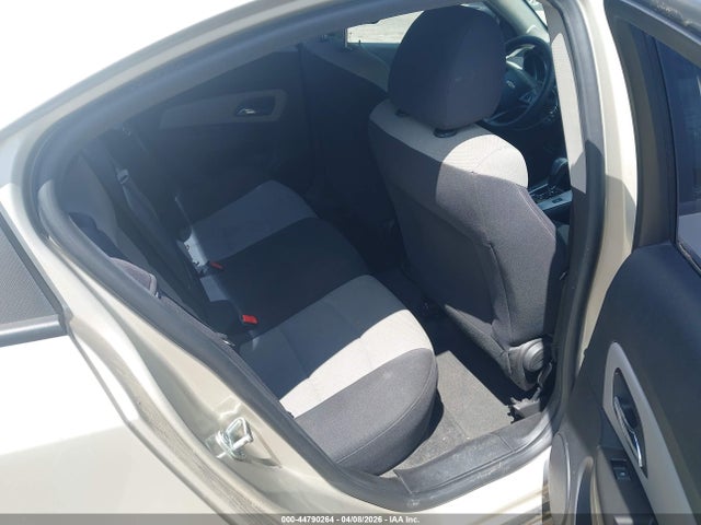 CHEVROLET CRUZE LS AUTO - 8