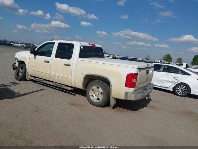 2011 Chevrolet SILVERADO 1500 LT 照片 3