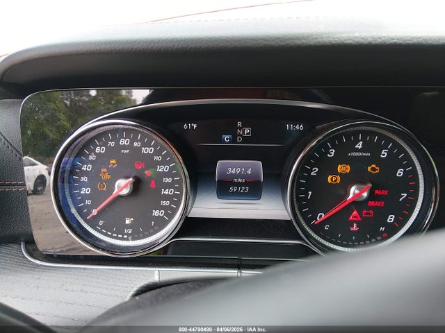 MERCEDES-BENZ E-CLASS - 7