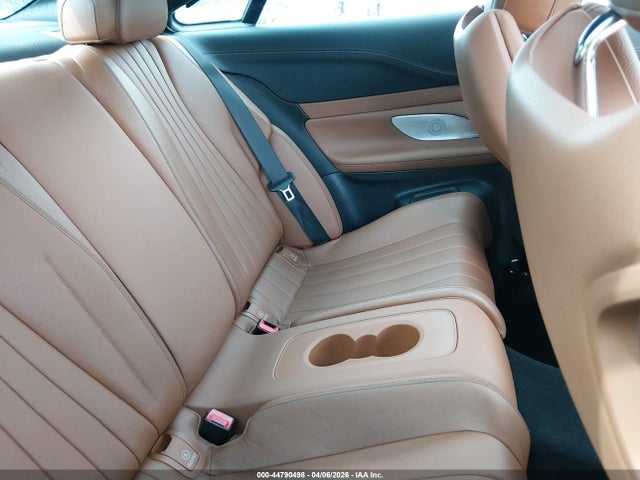 MERCEDES-BENZ E-CLASS - 8