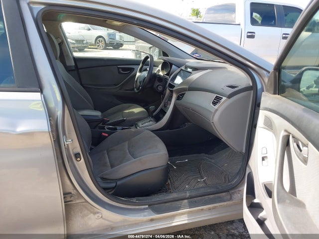 HYUNDAI ELANTRA GLS/LIMITED - 5