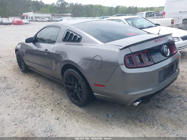 FORD MUSTANG V6 - 3