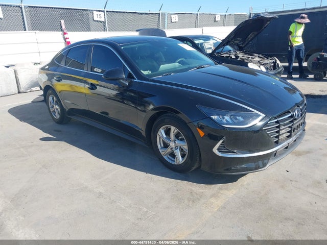 2021 HYUNDAI SONATA SE