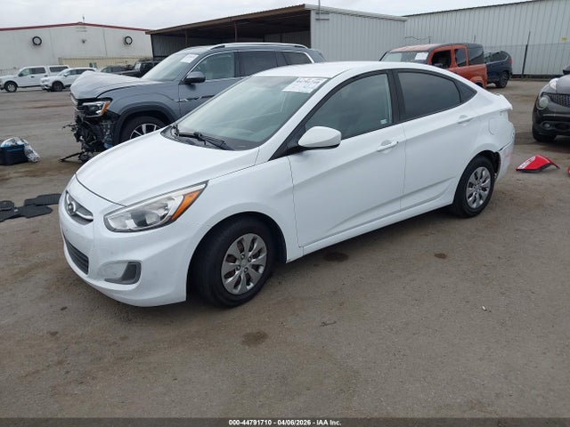 HYUNDAI ACCENT SE - 2