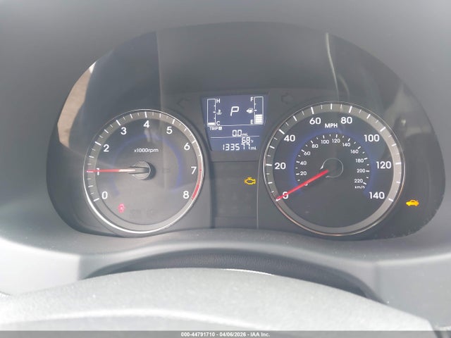 HYUNDAI ACCENT SE - 7