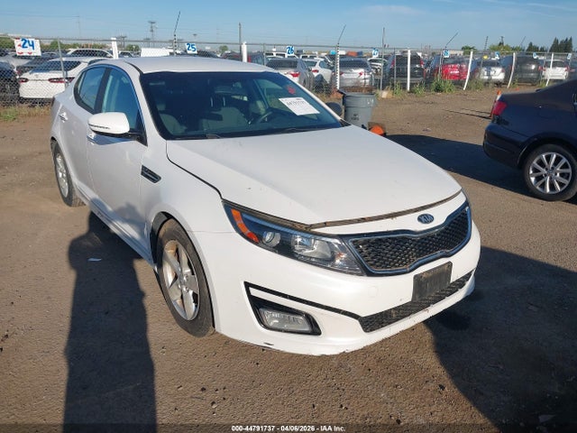 KIA OPTIMA LX - 1