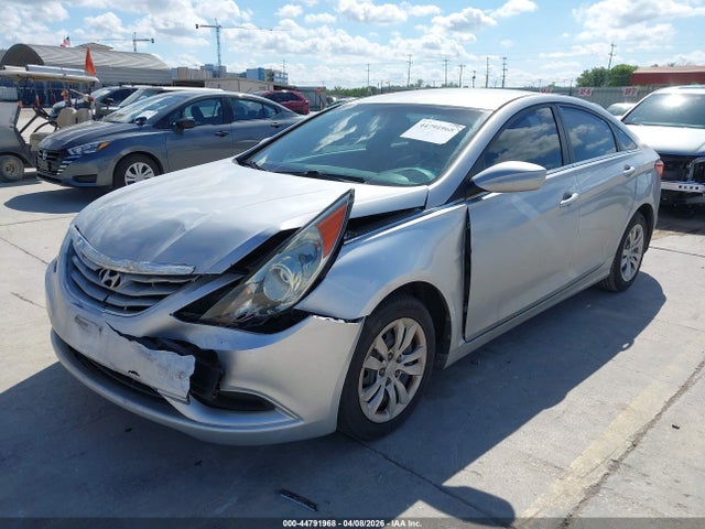 HYUNDAI SONATA GLS - 2