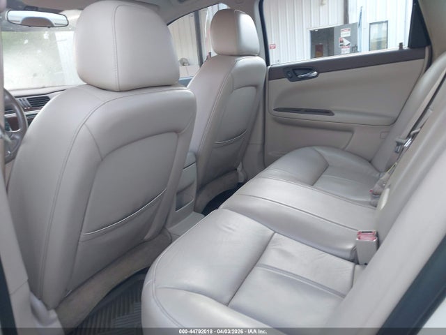 CHEVROLET IMPALA - 8