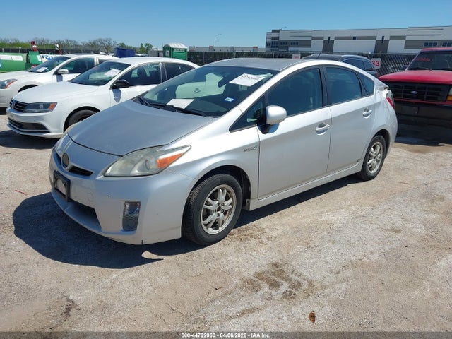 TOYOTA PRIUS - 2