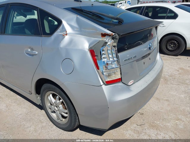 TOYOTA PRIUS - 6