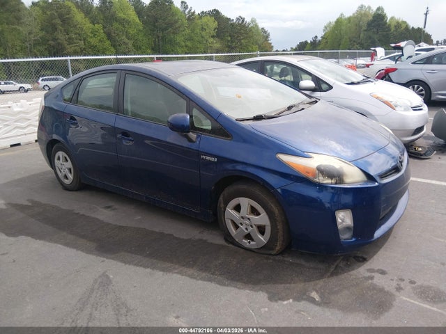 TOYOTA PRIUS - 1