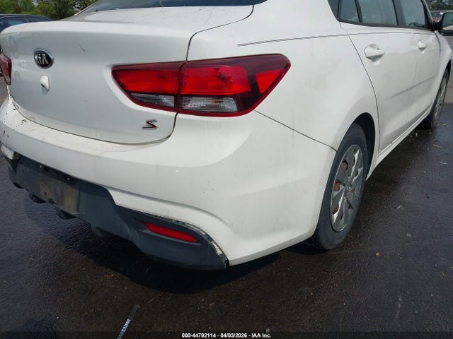 KIA RIO S - 6
