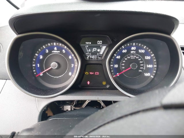 HYUNDAI ELANTRA SE - 7