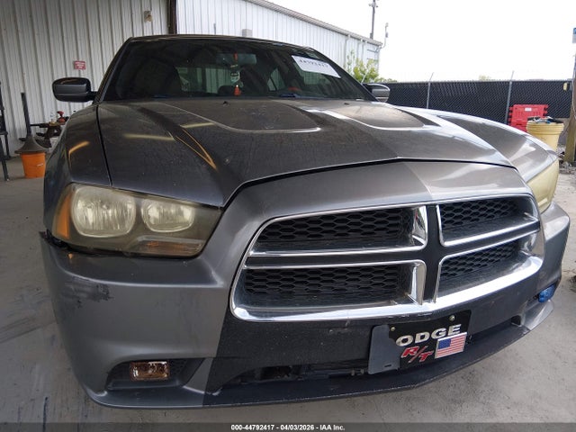 DODGE CHARGER SE - 6