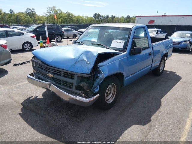 CHEVROLET SILVERADO - 2