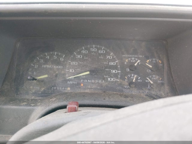 CHEVROLET SILVERADO - 7