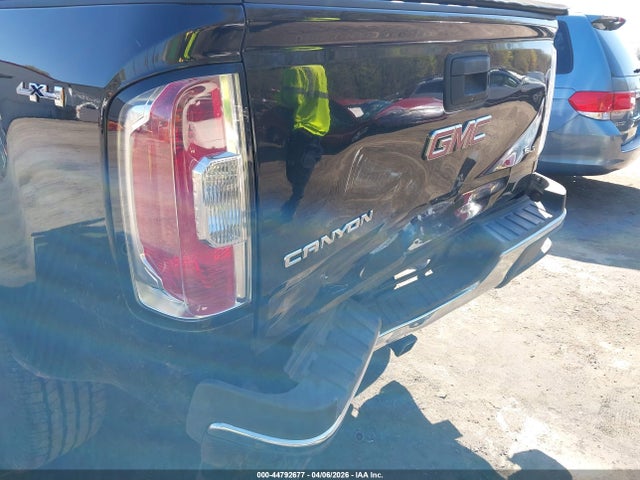 2016 GMC CANYON SLT — фото 6