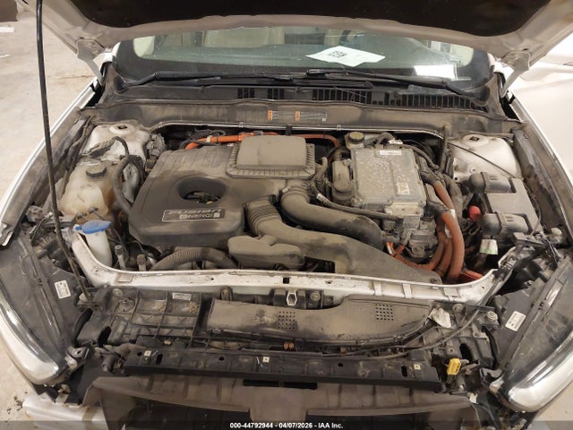 FORD FUSION ENERGI SE LUXURY - 10