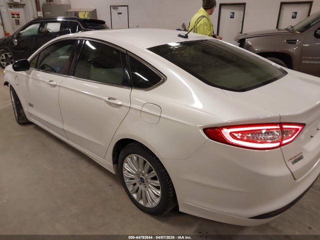 FORD FUSION ENERGI SE LUXURY - 3