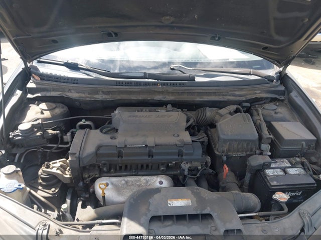 HYUNDAI ELANTRA SE - 10