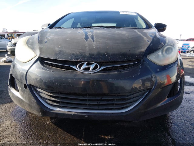 HYUNDAI ELANTRA GLS - 6