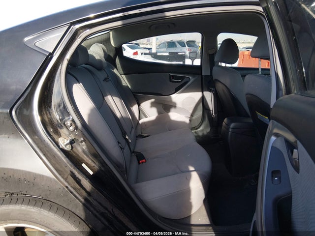 HYUNDAI ELANTRA GLS - 8