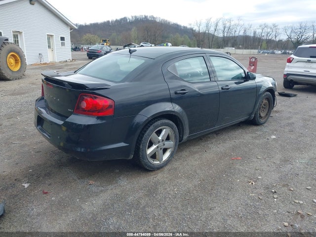 DODGE AVENGER SXT PLUS - 4
