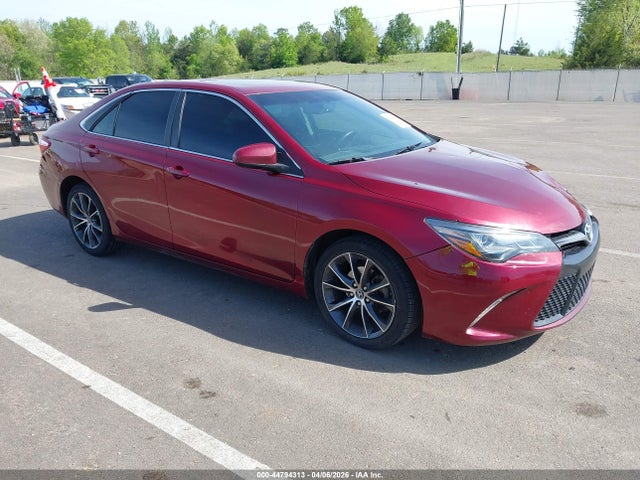 TOYOTA CAMRY - 1